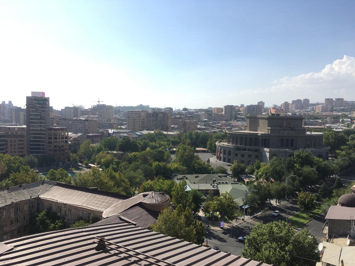 The View Apartments Erivan Exterior foto
